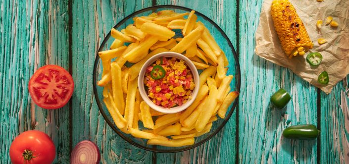 AVIKO Grip 'n Dip with grilled corn dip