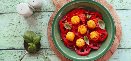 Tomato carpaccio with chive oil