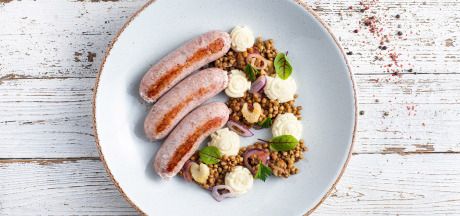 Lentils with salsiccia, i.e. Italian white sausage, celery and tomatoes with AVIKO Purée with milk and butter